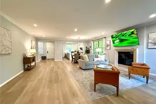 21 Fanpalm, Irvine, CA 92620 - Photo 7