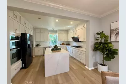 21 Fanpalm, Irvine, CA 92620 - Photo 5