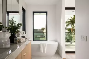 518 Poinsettia Ave, Corona del Mar, CA 92625 - Photo 9