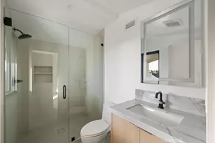 518 Poinsettia Ave, Corona del Mar, CA 92625 - Photo 15