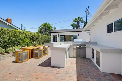 2782 Mendoza Drive, Costa Mesa, CA 92626 - Photo 45