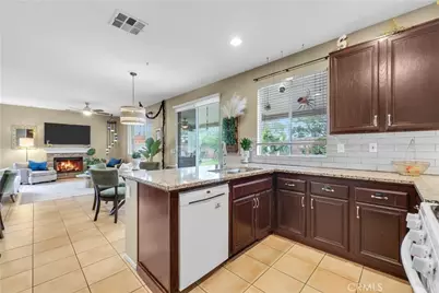 11825 Gloucester, Rancho Cucamonga, CA 91730 - Photo 5