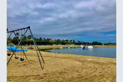 69 Saratoga, Newport Beach, CA 92660 - Photo 35