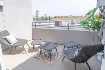 1187 Crenshaw Boulevard #102, Los Angeles, CA 90019 - Photo 21
