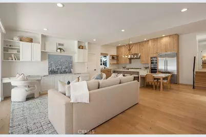 520 Iris, Corona del Mar, CA 92625 - Photo 3