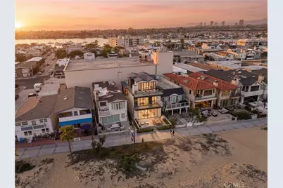 306 E Oceanfront, Newport Beach, CA 92661 - Photo 1