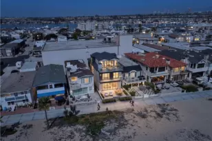 306 E Oceanfront, Newport Beach, CA 92661 - Photo 11