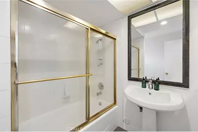 2435 Marseilles Way, Costa Mesa, CA 92627 - Photo 25
