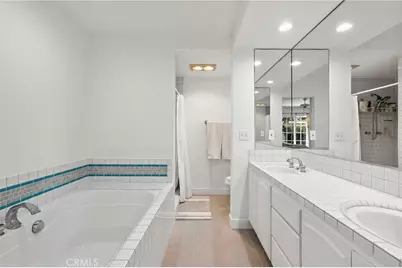 2435 Marseilles Way, Costa Mesa, CA 92627 - Photo 17
