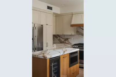 293 Mesa Dr, Costa Mesa, CA 92627 - Photo 5