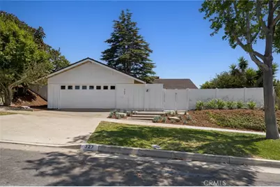 727 Bellis Street, Newport Beach, CA 92660 - Photo 3