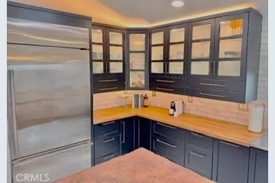 250 Mayflower, Newport Beach, CA 92660 - Photo 15