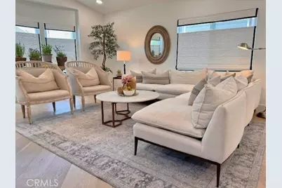 250 Mayflower, Newport Beach, CA 92660 - Photo 11