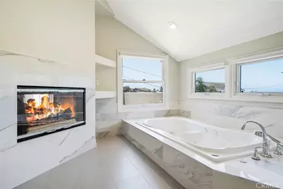 332 Holmwood Drive, Newport Beach, CA 92663 - Photo 39