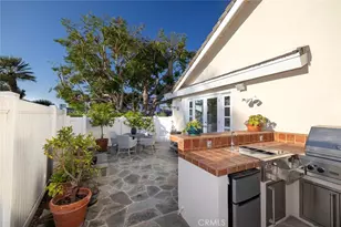 332 Holmwood Dr, Newport Beach, CA 92663 - Photo 43