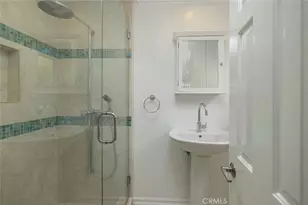 332 Holmwood Dr, Newport Beach, CA 92663 - Photo 25