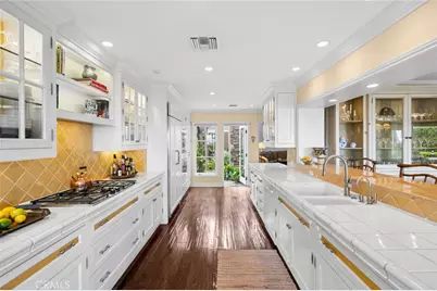 1921 Yacht Colinia, Newport Beach, CA 92660 - Photo 11