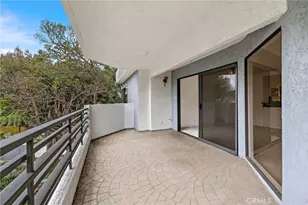 950 Cagney Ln, Newport Beach, CA 92663 - Photo 17