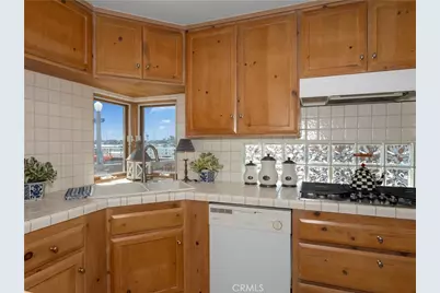 300 S Bay Front, Newport Beach, CA 92662 - Photo 11