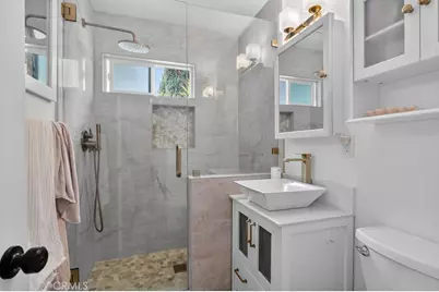 1010 W 19th, Costa Mesa, CA 92627 - Photo 17