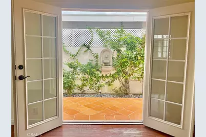 121 Yorktown, Newport Beach, CA 92660 - Photo 7