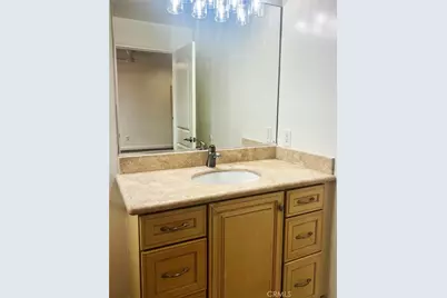 121 Yorktown, Newport Beach, CA 92660 - Photo 19