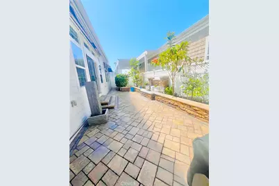 252 Mayflower, Newport Beach, CA 92660 - Photo 35