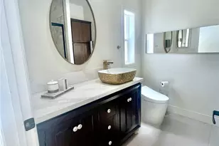 252 Mayflower, Newport Beach, CA 92660 - Photo 19