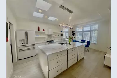 252 Mayflower, Newport Beach, CA 92660 - Photo 9
