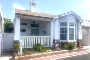 252 Mayflower, Newport Beach, CA 92660 - Photo 3