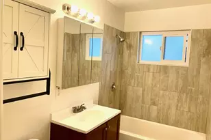 1601 Alabama St, Huntington Beach, CA 92648 - Photo 9