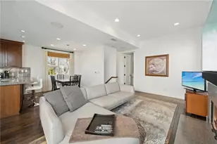 417 1/2 Poinsettia Ave, Corona del Mar, CA 92625 - Photo 9