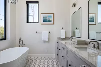 419 Goldenrod Avenue, Corona del Mar, CA 92625 - Photo 9