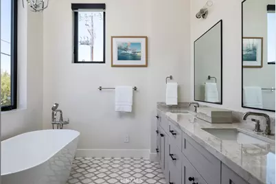 419 Goldenrod Avenue, Corona del Mar, CA 92625 - Photo 9