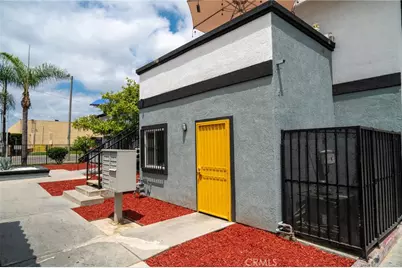 875 N Olive, Orange, CA 92867 - Photo 17