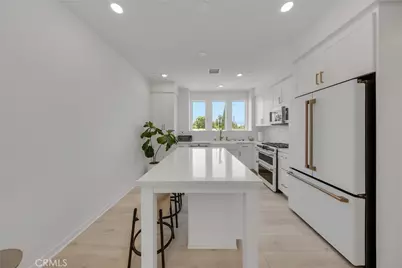 17961 Conch Lane, Huntington Beach, CA 92646 - Photo 9