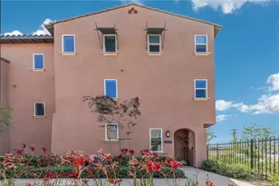17961 Conch Ln, Huntington Beach, CA 92646 - Photo 3