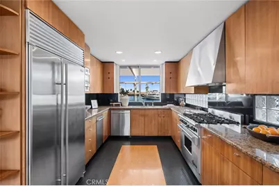 17033 Edgewater Lane, Huntington Beach, CA 92649 - Photo 11