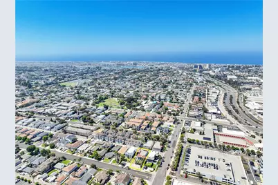203 Ogle Street, Costa Mesa, CA 92627 - Photo 9