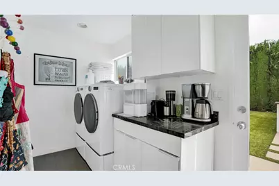 2000 Nautilus Lane, Newport Beach, CA 92660 - Photo 35