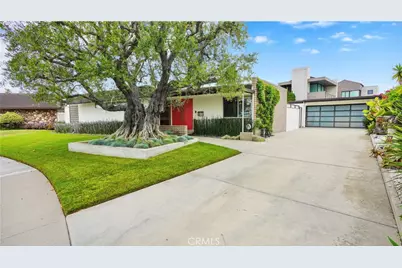 2000 Nautilus Lane, Newport Beach, CA 92660 - Photo 9