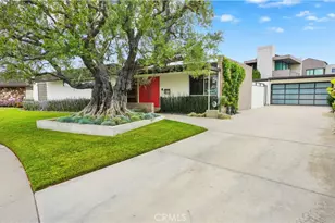 2000 Nautilus Ln, Newport Beach, CA 92660 - Photo 9