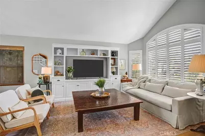 73 San Sebastian, Rancho Santa Margarita, CA 92688 - Photo 5