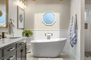 920 E Oceanfront, Newport Beach, CA 92661 - Photo 21