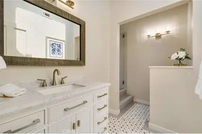 920 E Oceanfront, Newport Beach, CA 92661 - Photo 27