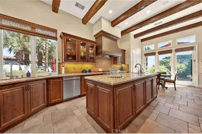 42315 Via Orvieto, Indian Wells, CA 92210 - Photo 11