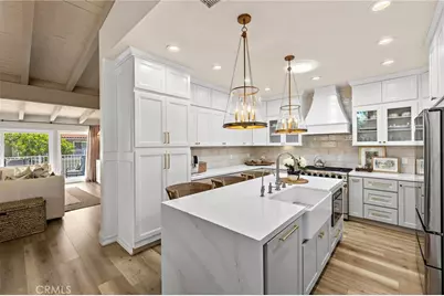 362 Vista Madera, Newport Beach, CA 92660 - Photo 5