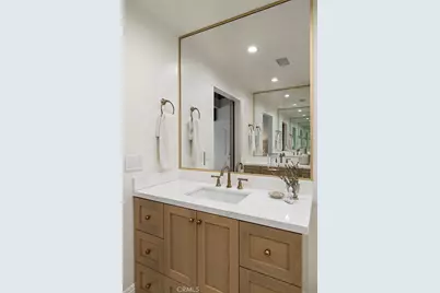 362 Vista Madera, Newport Beach, CA 92660 - Photo 7