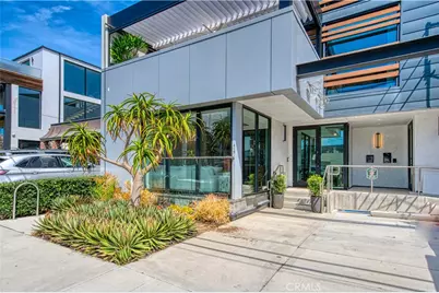 419 29th Street, Newport Beach, CA 92663 - Photo 1