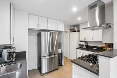 782 W 18th Street, Costa Mesa, CA 92627 - Photo 19